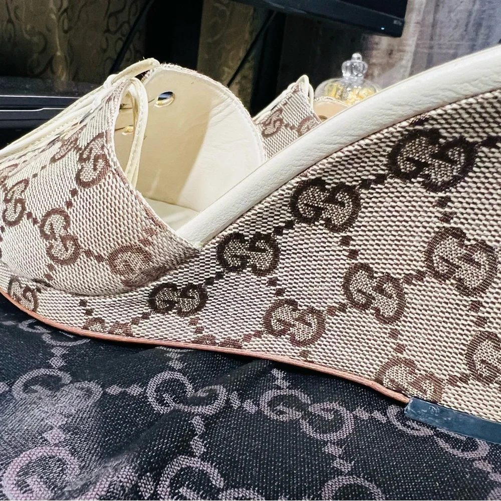 Gucci Wedge Sandals - Picture 1 of 8